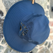 Load image into Gallery viewer, Vimhue Bucket Hat
